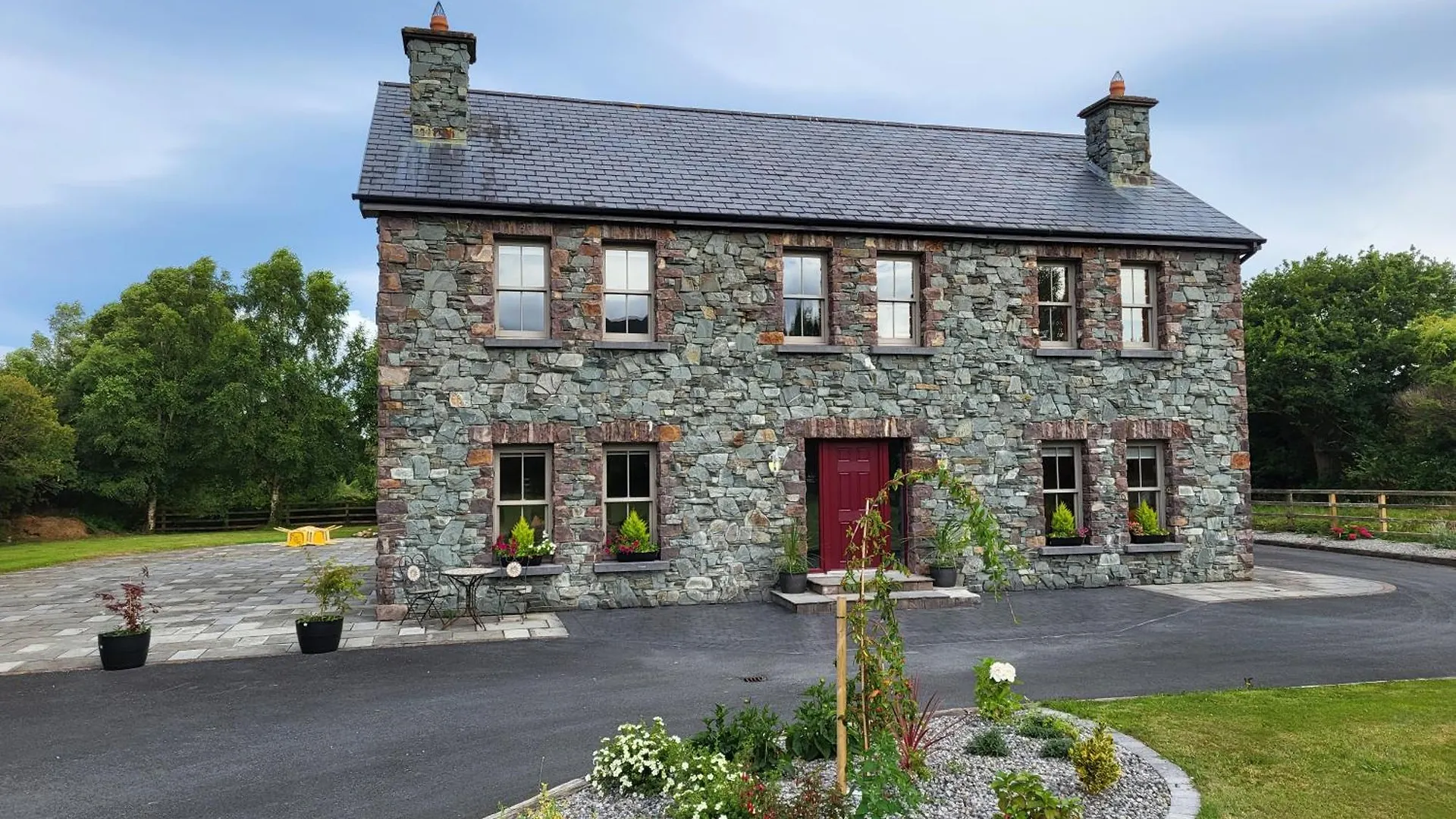 Reeks Country House Killarney Ireland